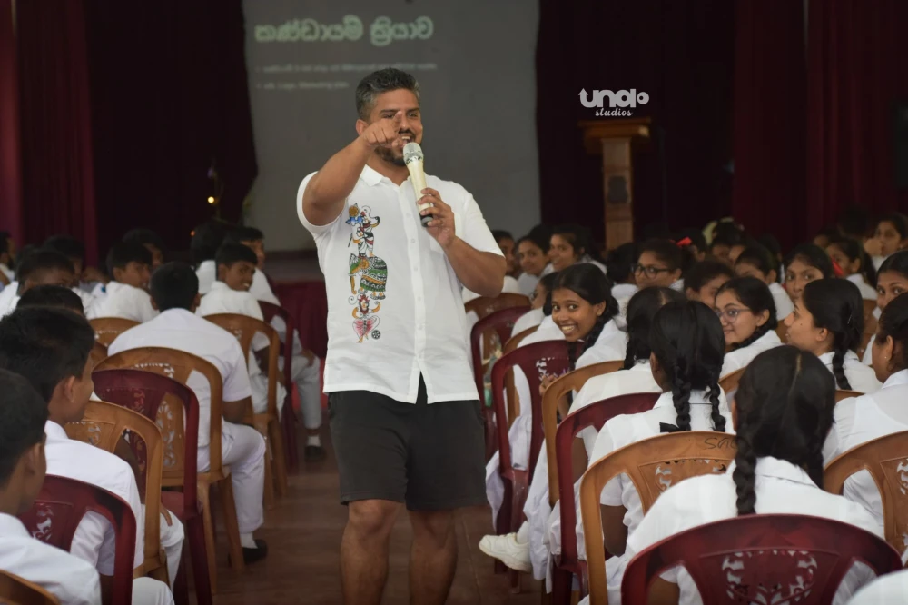 Globbook Sponsors IdeaFusion 2025 with Mr. Chali Weerakkody